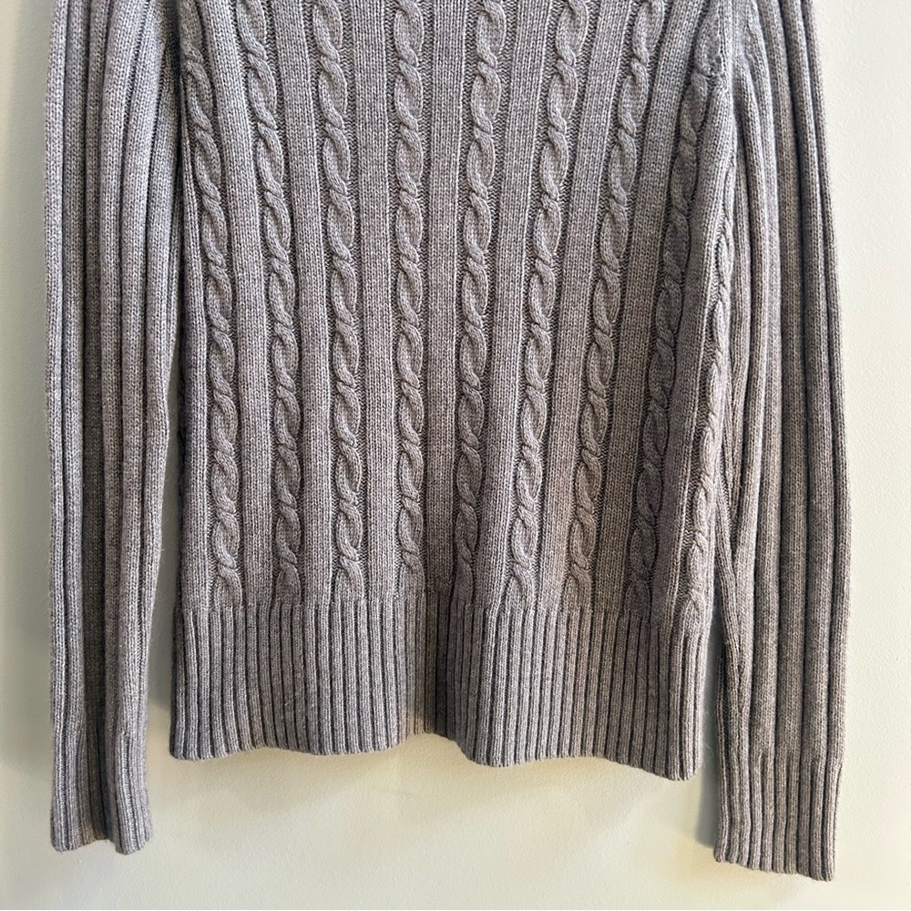 NWOT J. Crew Cambridge Grey Chunky Cable Knit Turtleneck Sweater, Size M 47934 - Picture 4 of 9
